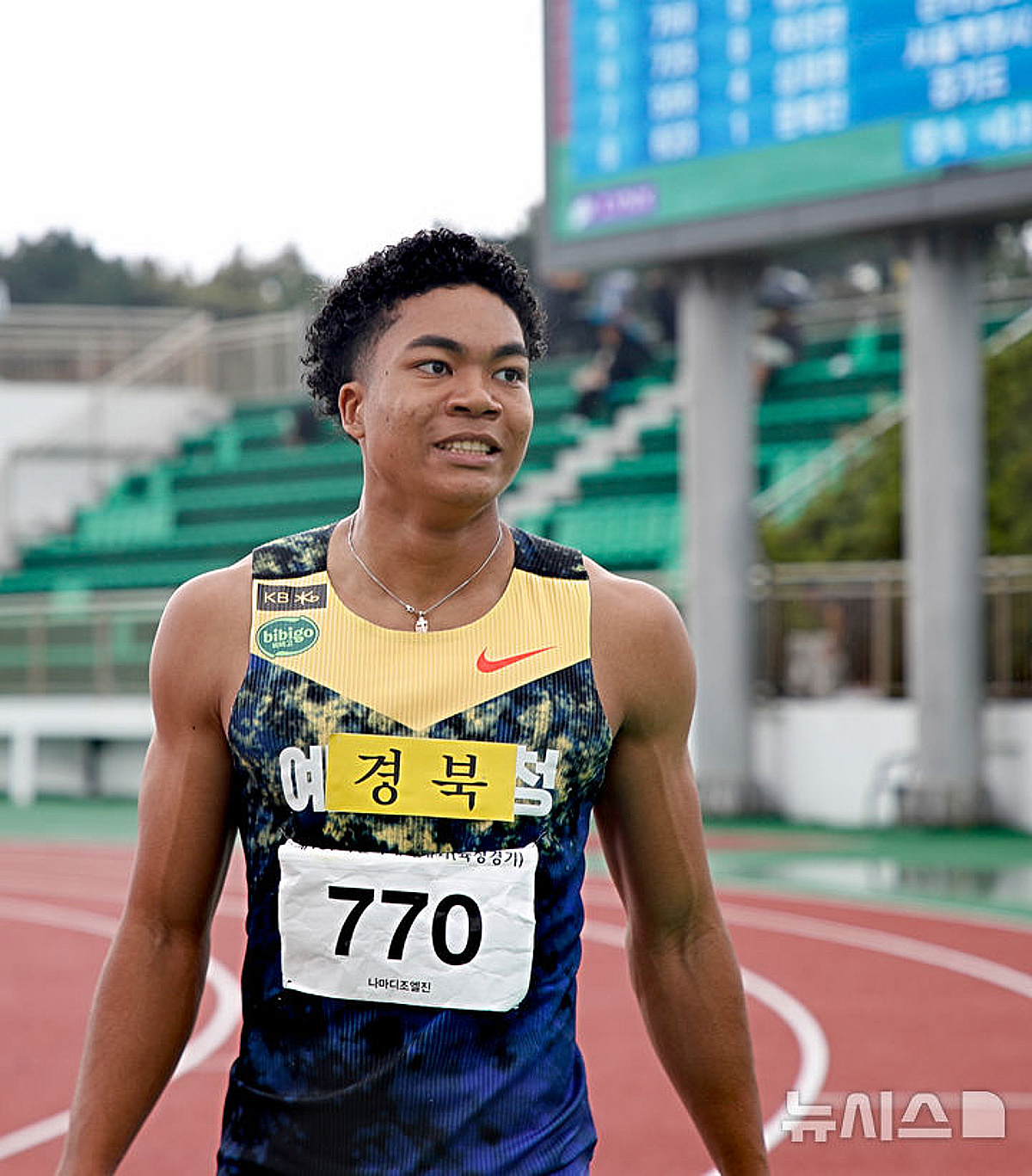 'AG 계주 영웅들이 1·2·3위 싹쓸이' 조엘진, 집안싸움 완승 '200m 우승+신기록'... '라이벌' 비웨사는 기권