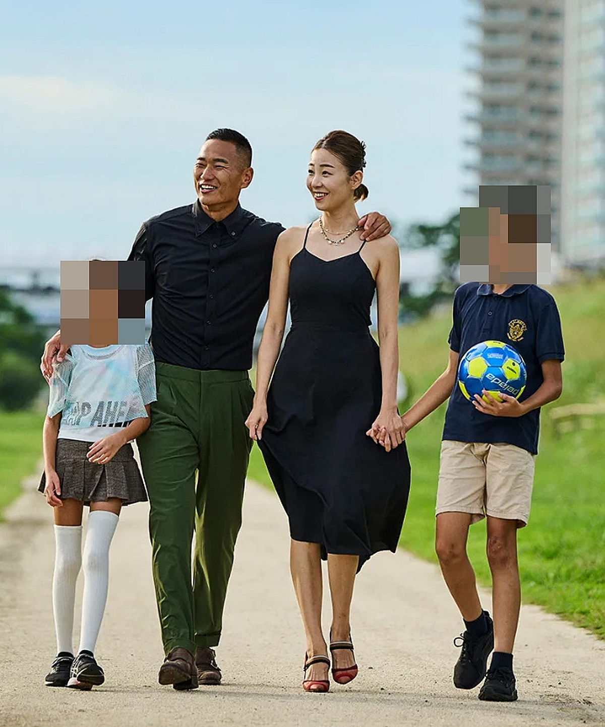 정대세♥명서현, 이혼 고민하던 부부 맞아?..넓은 집 이사에 수영장까지 [스타이슈]