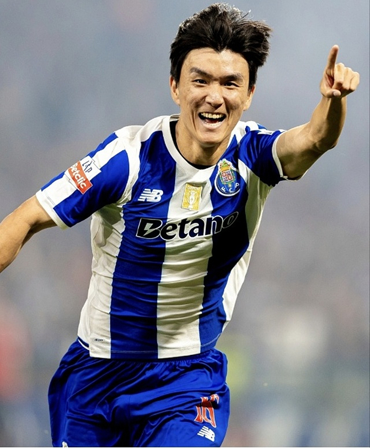 "홈 경기장이 폭발했다" 황인범, 벤피카 상대로 포르투 첫 골 작렬... 3-1 승리 쐐기포