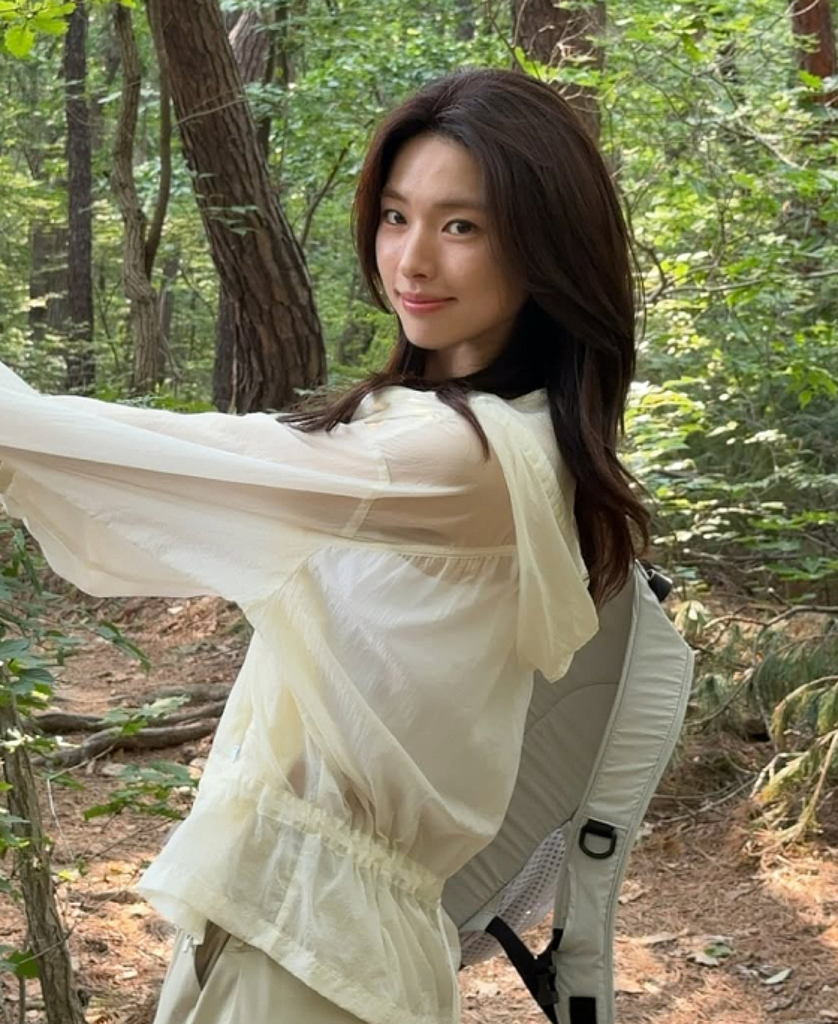 '증조부 친일 논란' 하영, 대중 분노 속 SNS 아수라장[스타이슈]
