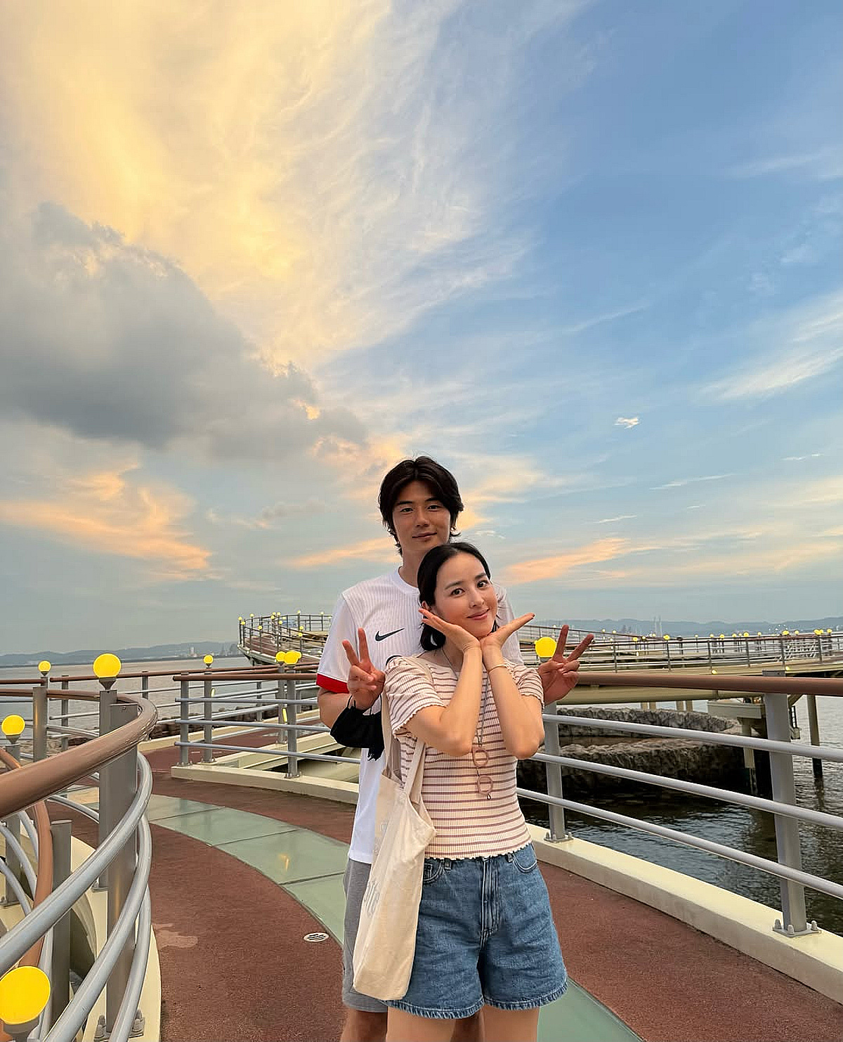 벌써 이만큼 컸어? 기성용♥한혜진, 폭풍 성장 딸과 가족 사진 [스타이슈]