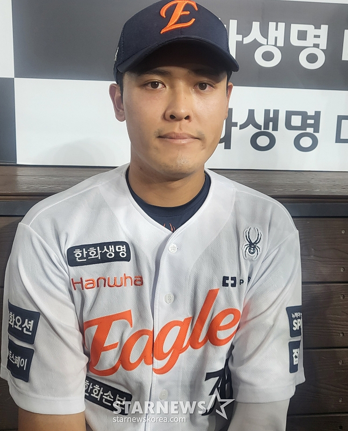 '몬스터월 넘기는 우타거포 탄생' 달감독도 감탄 "문현빈 AG가면 좌익수로 계속 기용"... 한지윤 눈도장 제대로 찍었다