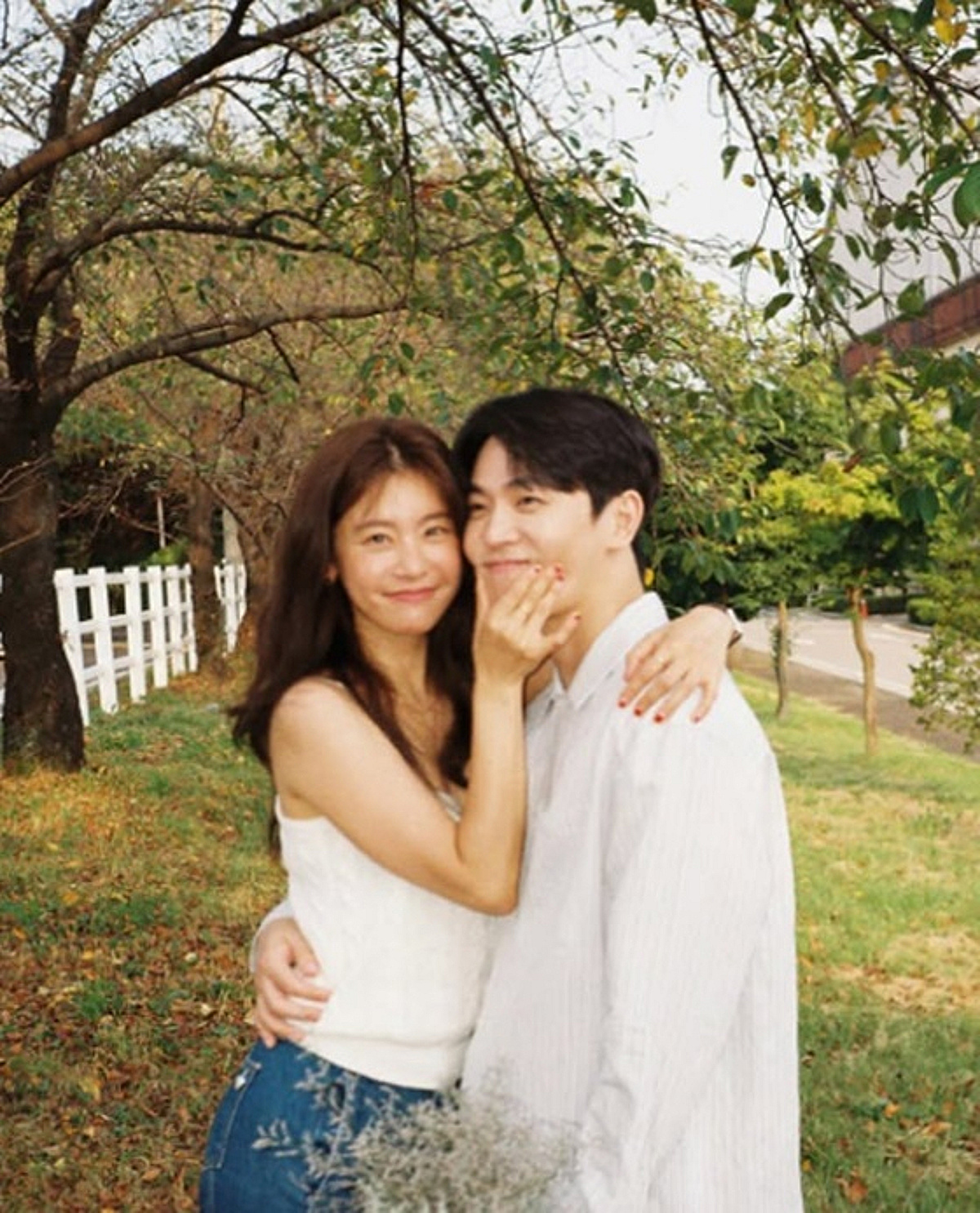 이동하♥소진, 알고 보니 초절약 결혼식..30만원대 웨딩드레스→직접 만든 청첩장 [전참시]