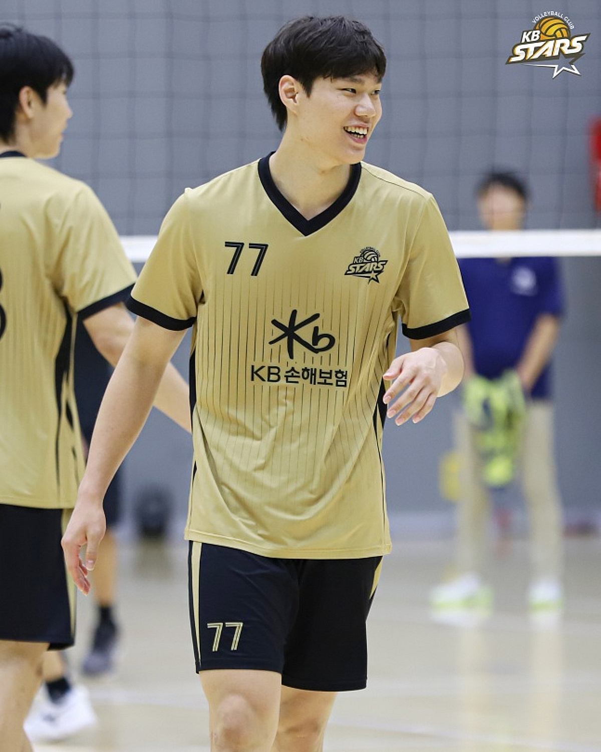 "이젠 배구 알고 하네" 선출 어머니도 인정했다! 브라질 상대 두 자릿수 득점, 4년 차 윤서진도 KB 주전 경쟁 나선다