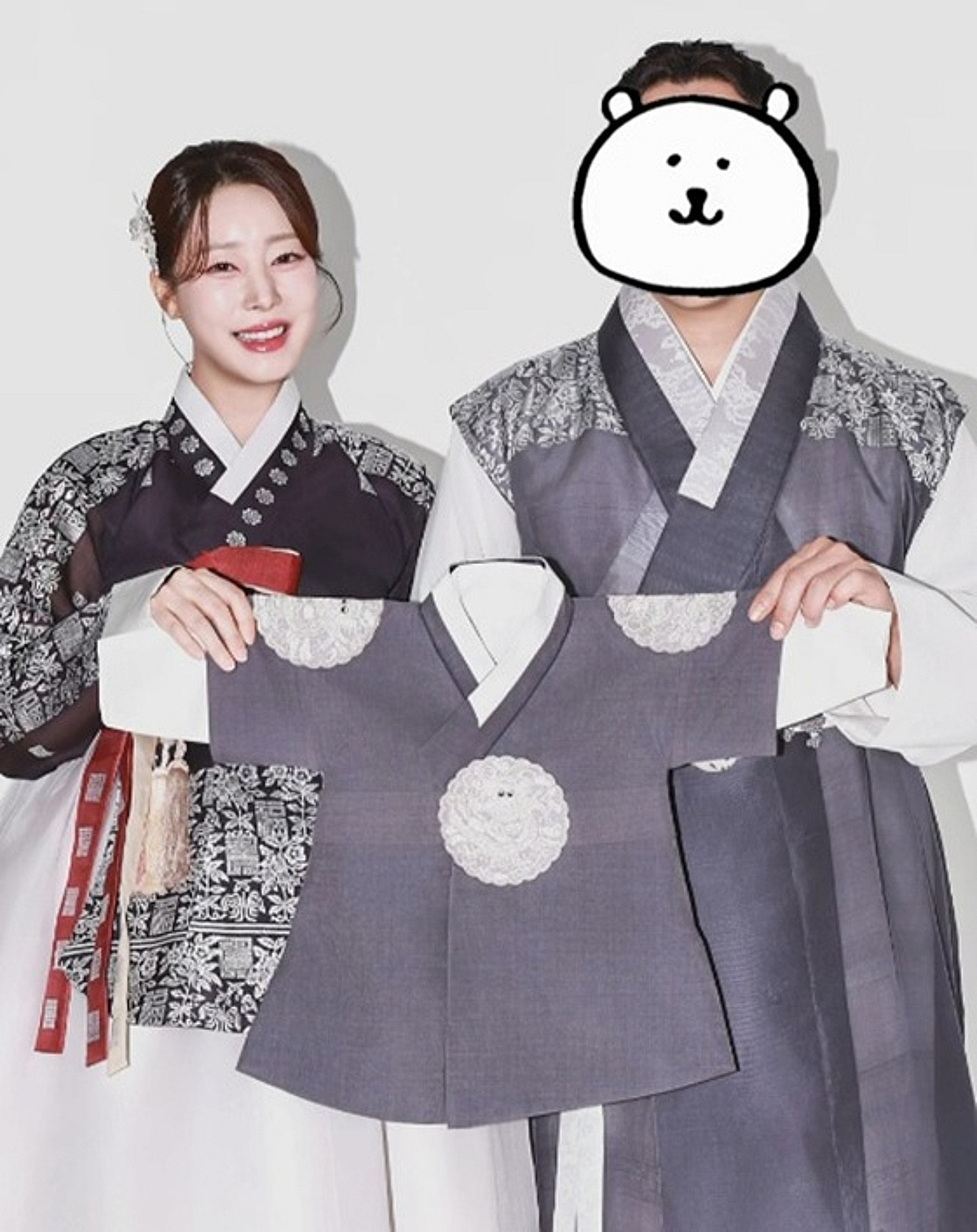 고우리, 출산 앞두고 ♥남편과 만삭 화보 공개 "이제 곧 셋이 된다"
