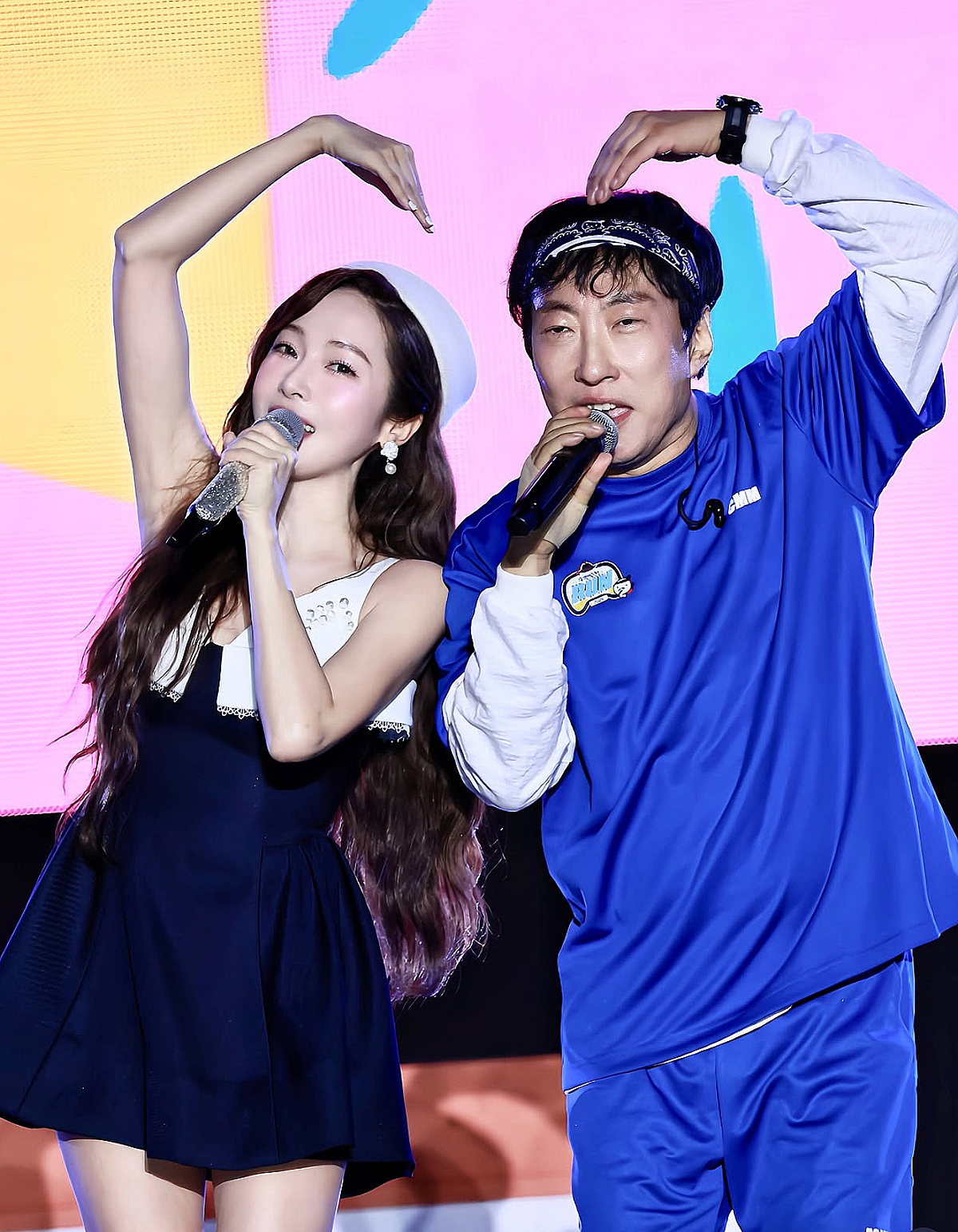 제시카, 12년 만 국내 무대 복귀..박명수와 듀엣 후 첫 소감 "냉면 오랜만"