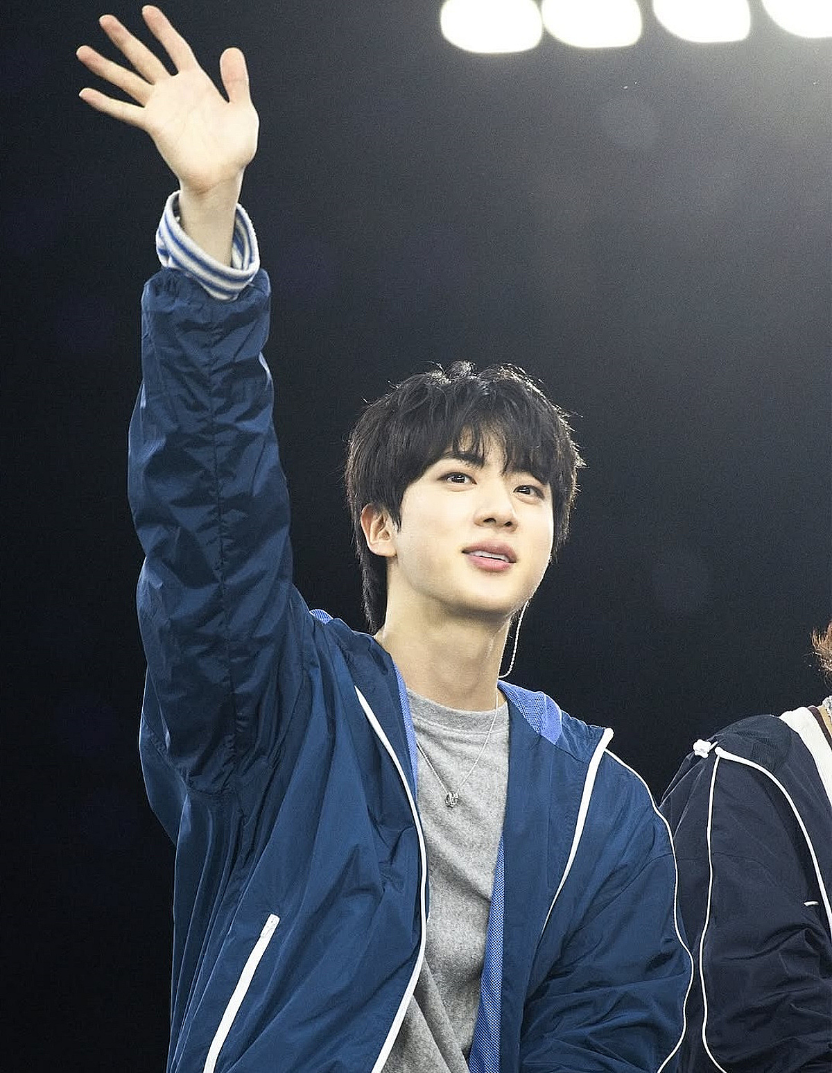 방탄소년단 진, 팬들과 유쾌한 소통 릴레이..진정한 '팬사랑꾼'
