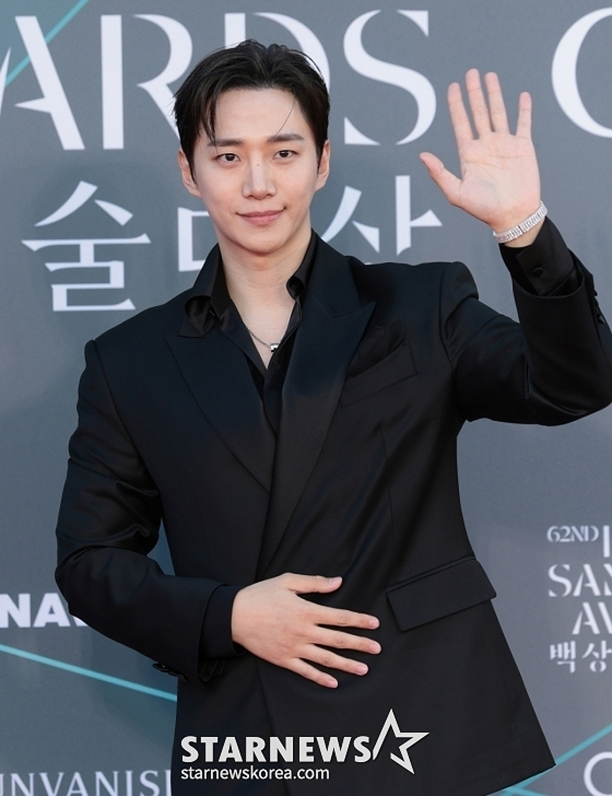 이준호, 스타랭킹 남자배우 2위..남신의 품격