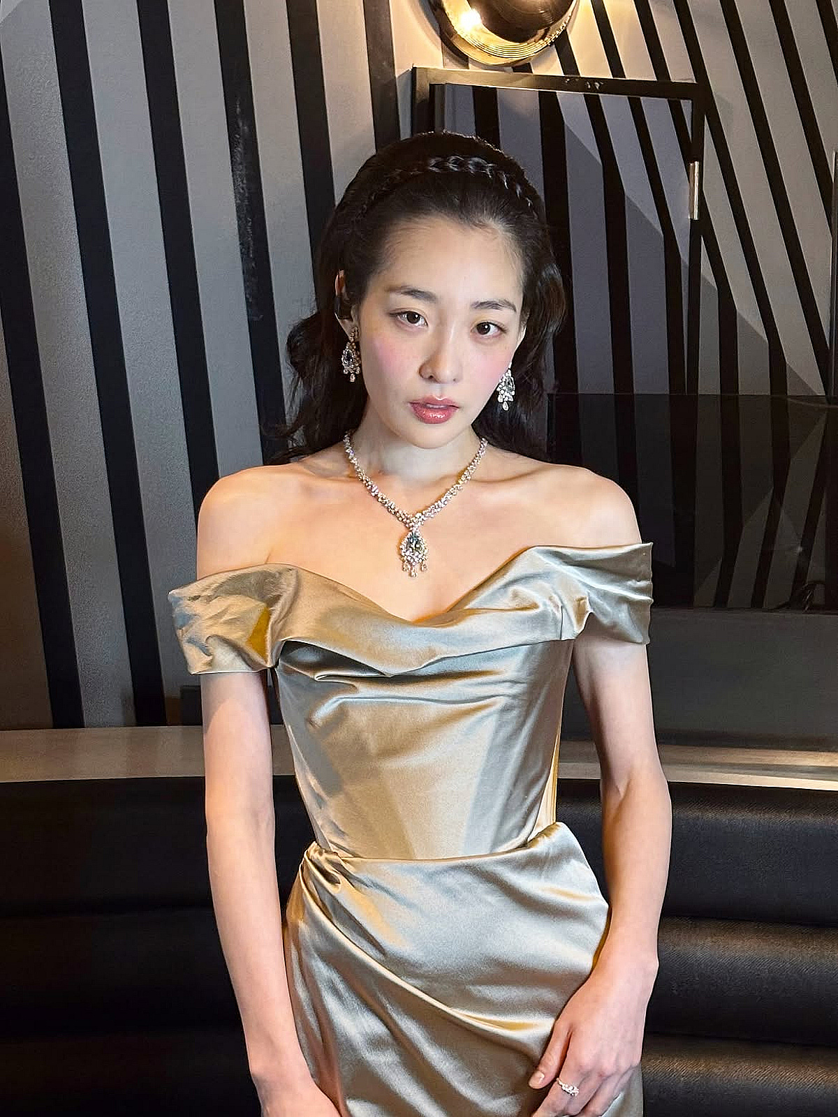 '17kg 감량' 김민하, 청룡 오프닝 빛낸 드레스 자태 "떨렸고 벅찬 순간"