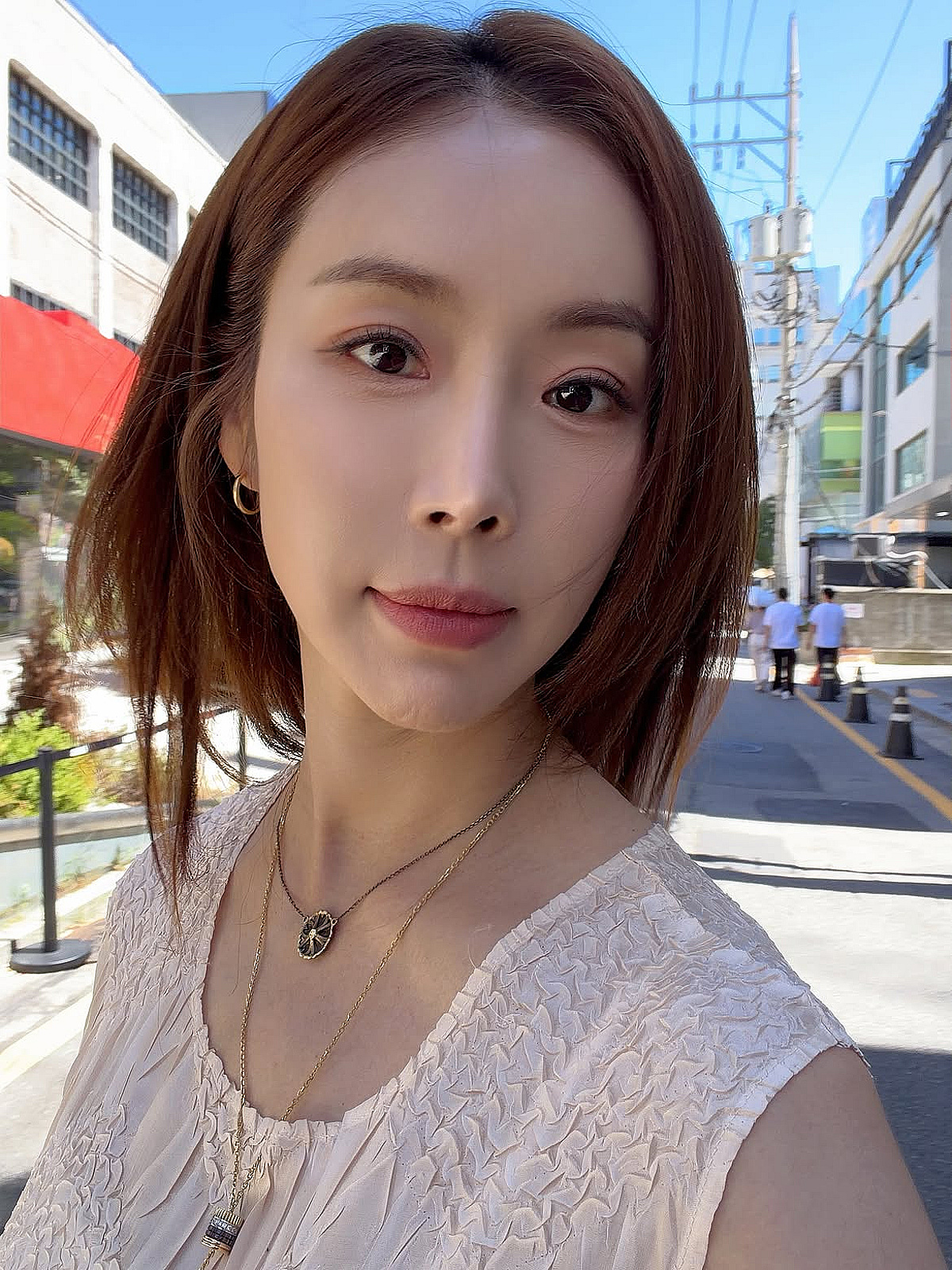 '47세 임신' 한다감, 살짝 드러난 D라인 포착 "삼청동 나들이"