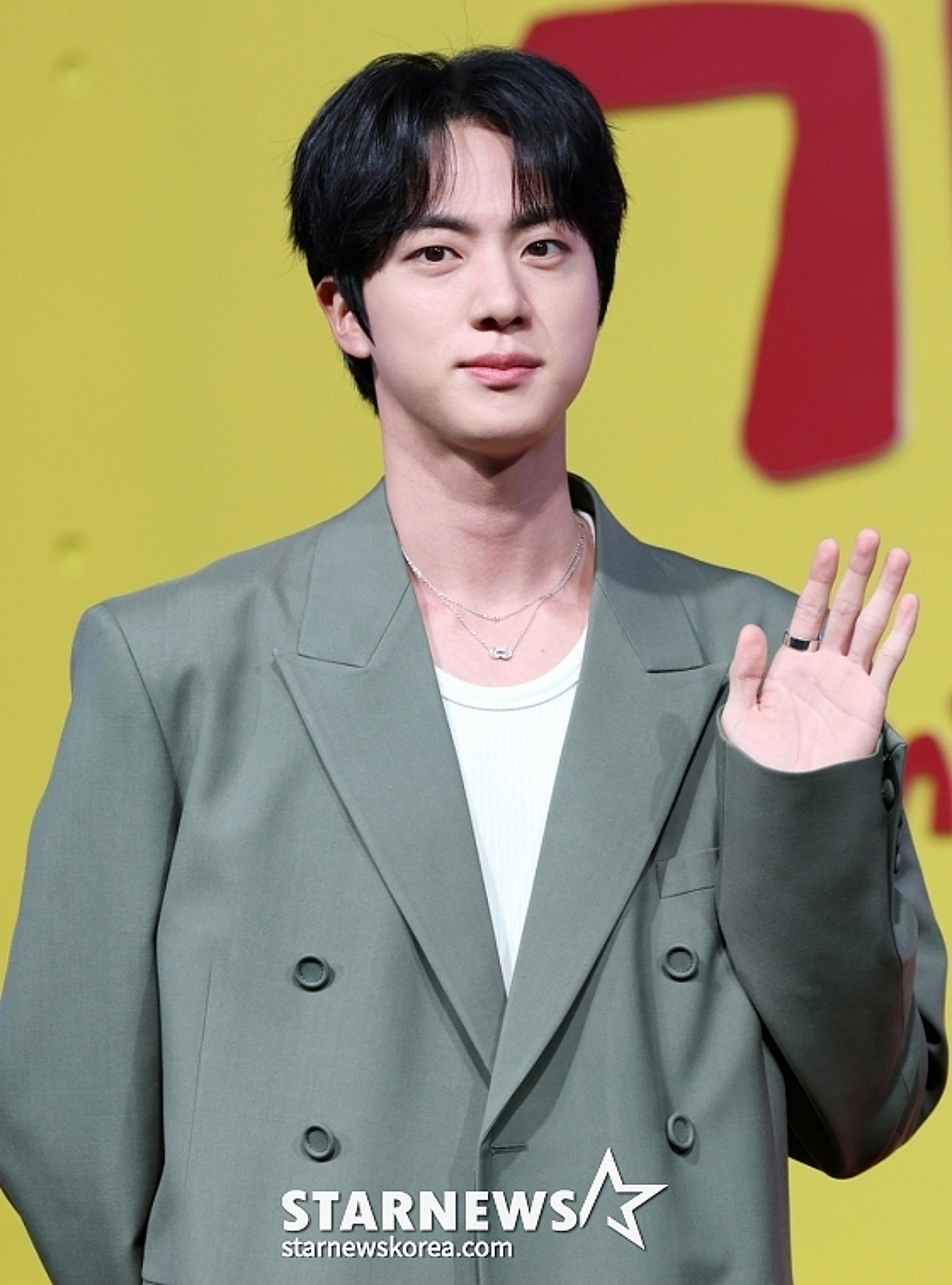 "뽀뽀가 범죄?" 방탄소년단 진 강제추행 혐의 日여성 끝내 불참[스타이슈]