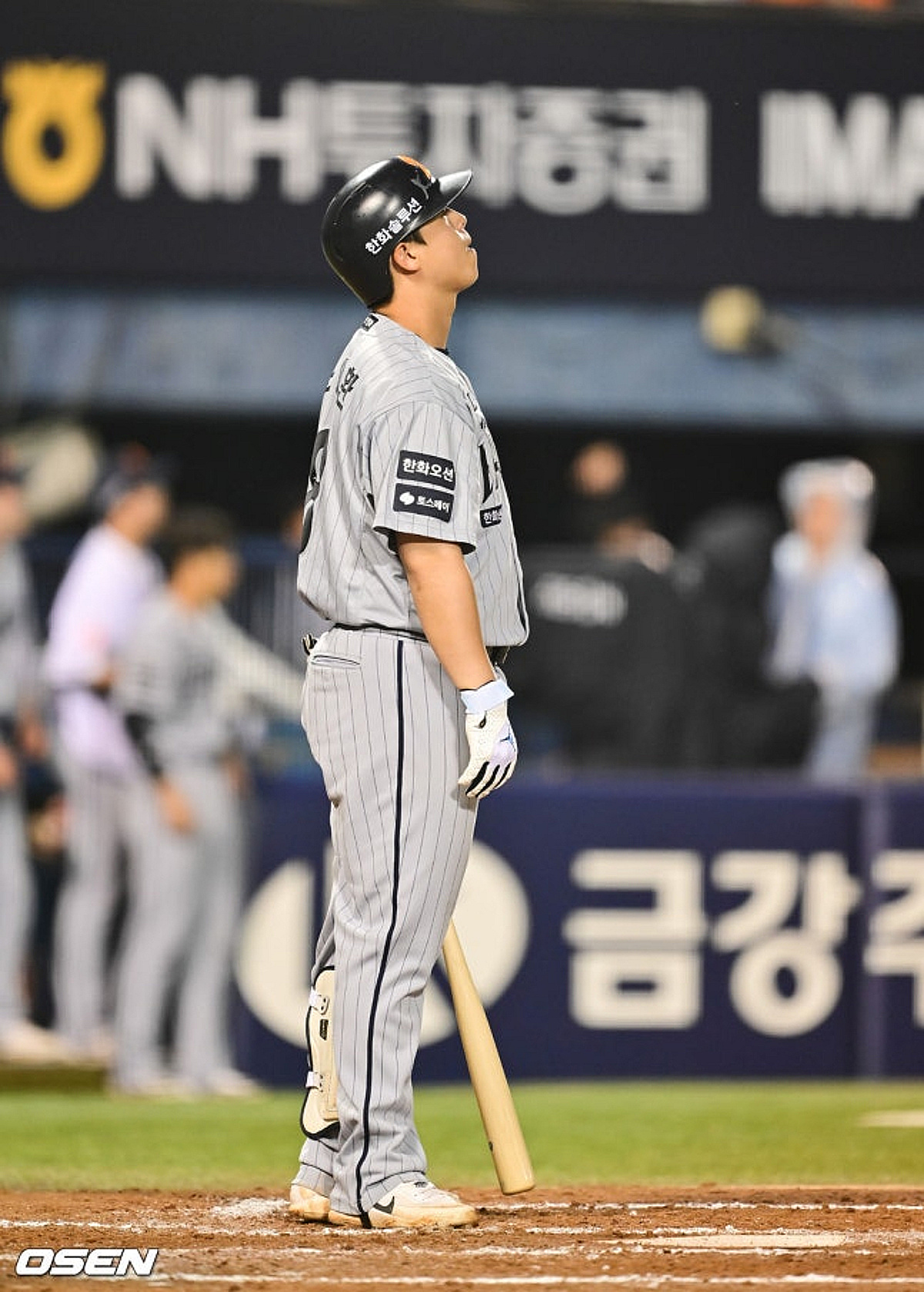 "주전 후반 투입" 한화 변칙 라인업, 헛스윙 삼진 9개+두산 불펜 투혼에 막혔다