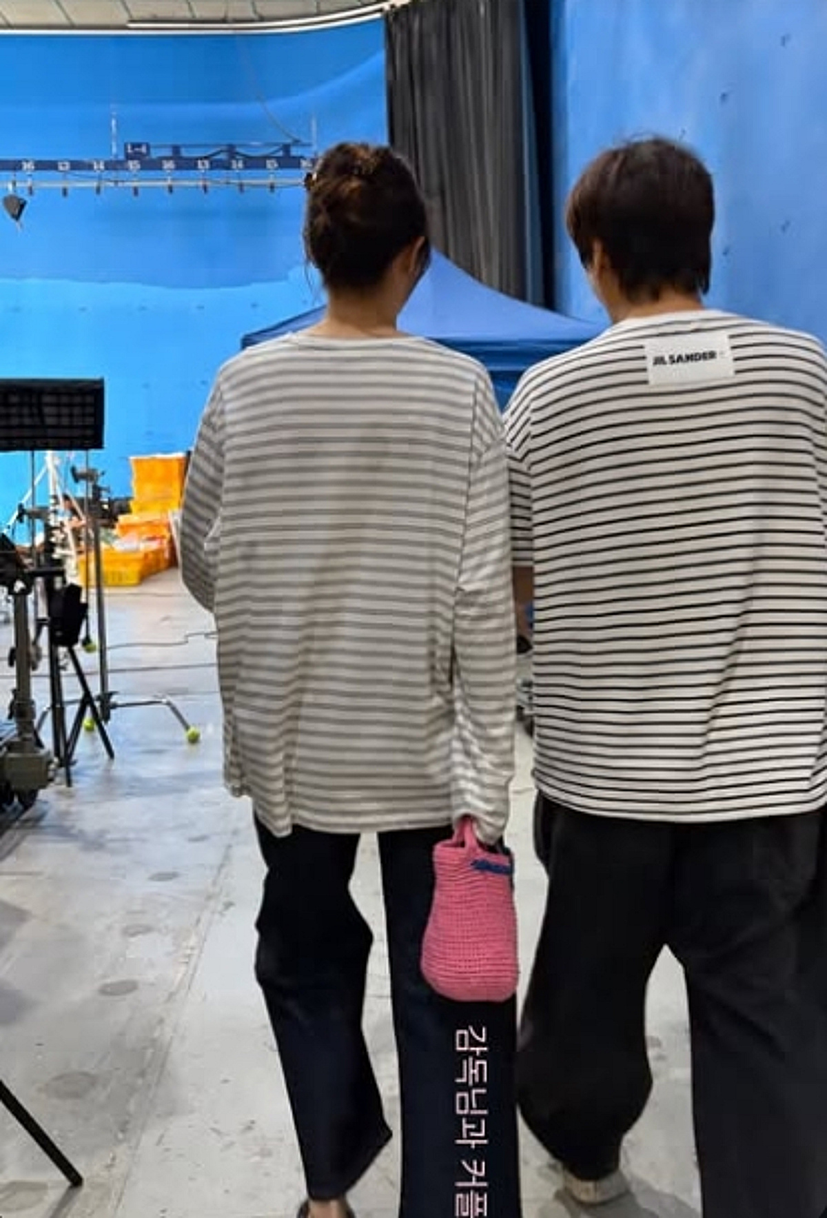 '케빈오♥' 공효진, 커플룩 입고.. 열일 중
