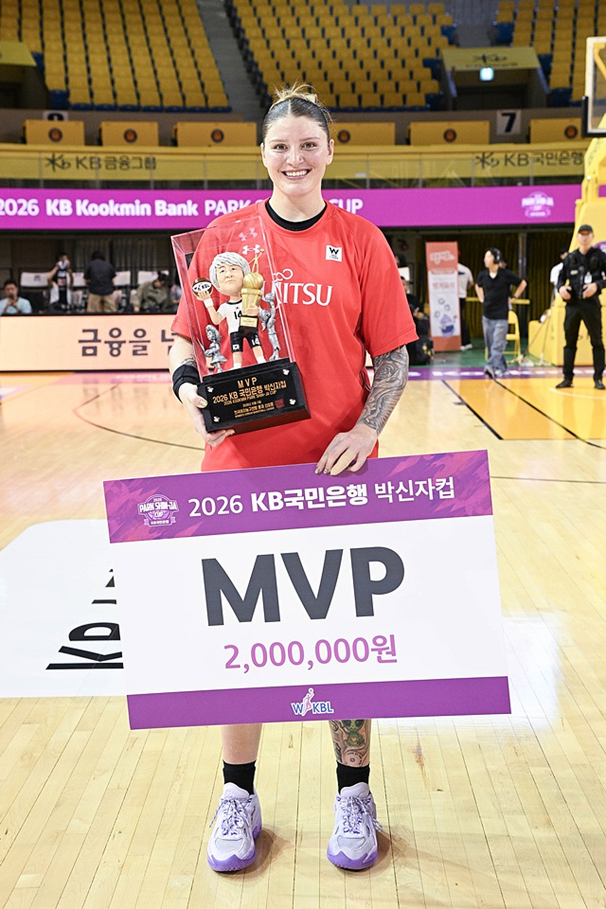 [현장 인터뷰] "MVP 상금 200만원? 포켓몬 카드 살래요" 日 3연패 이끈 '美 센터' 퓨어링의 유쾌한 계획... "동료들이 달라는데 안 줄 것"