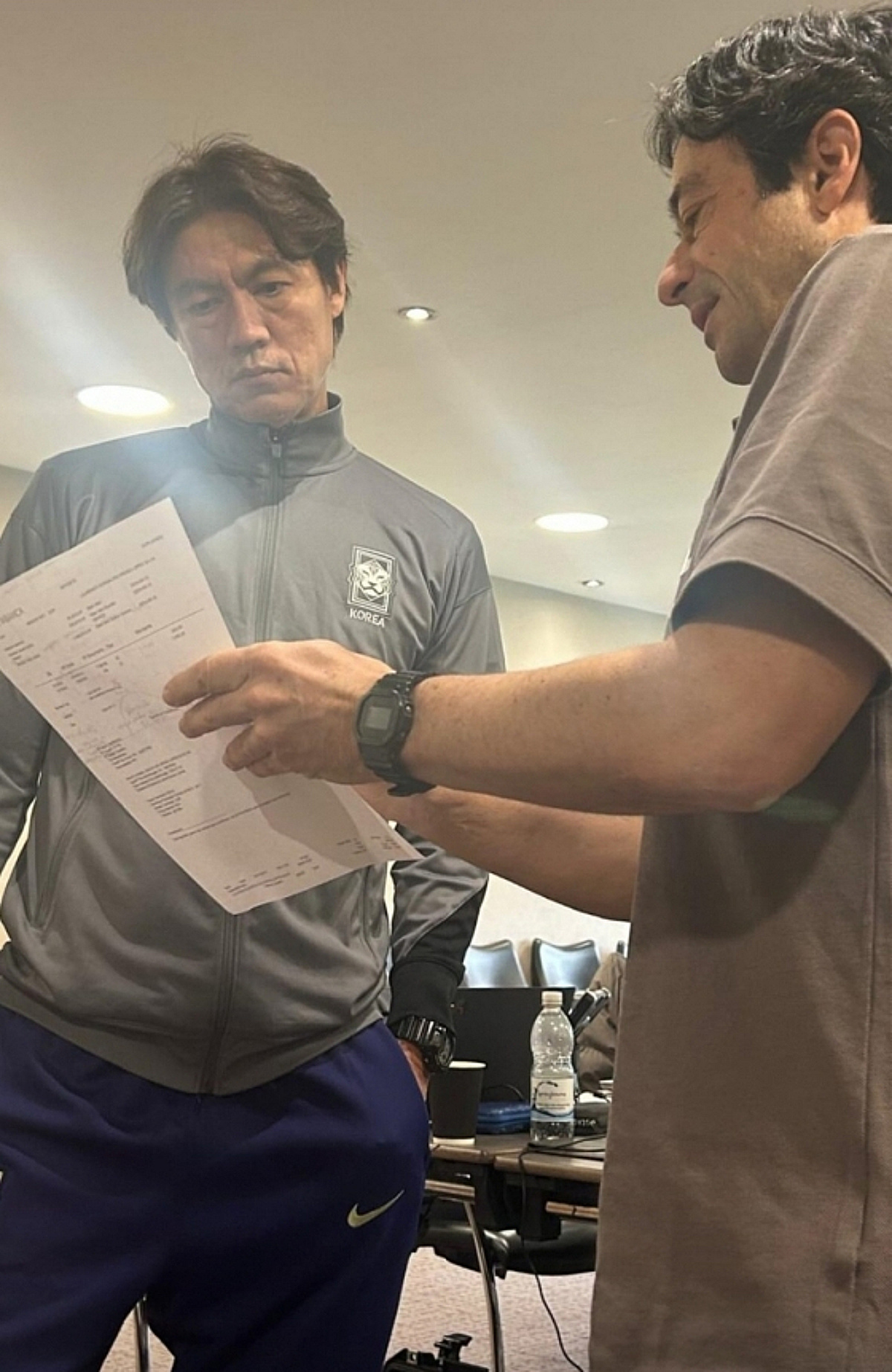 "홍명보호 현장 감독은 바로 나" 논란의 월드컵 당시 수석코치, 깜짝 인터뷰→韓 국가대표 언급, 도대체 왜?