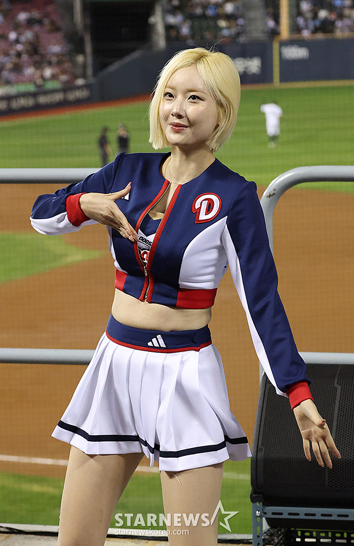 [포토] 서현숙, 금빛 3대장