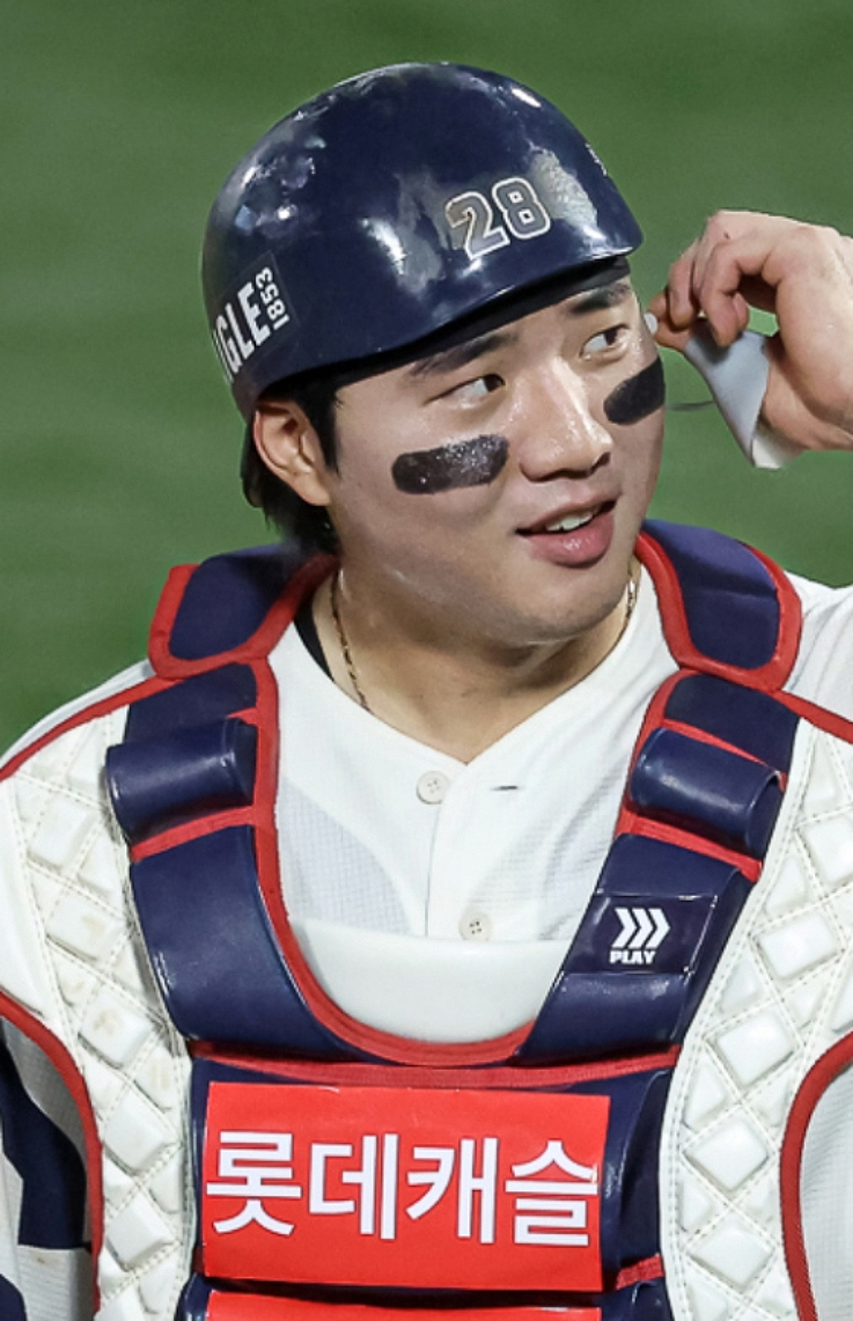 김태형 감독의 선수 걱정 "경기하다가 또 안 좋을 수도 있을 것 같아요..." 그래도 '힘줄 다친' 이 안방마님 뛴다 [광주 현장]