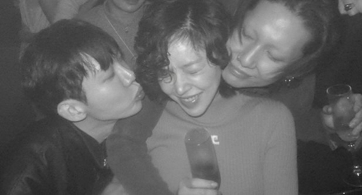 브아걸 가인, '아담 커플' 뽀뽀사진→'조권' 소환 "나 보고싶어?"