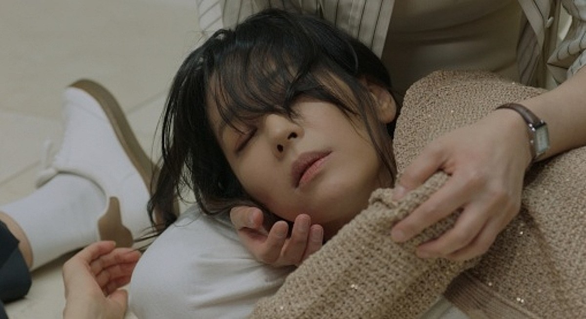 유산전쟁 2라운드..한고은, 혼절했다 [가족관계증명서]