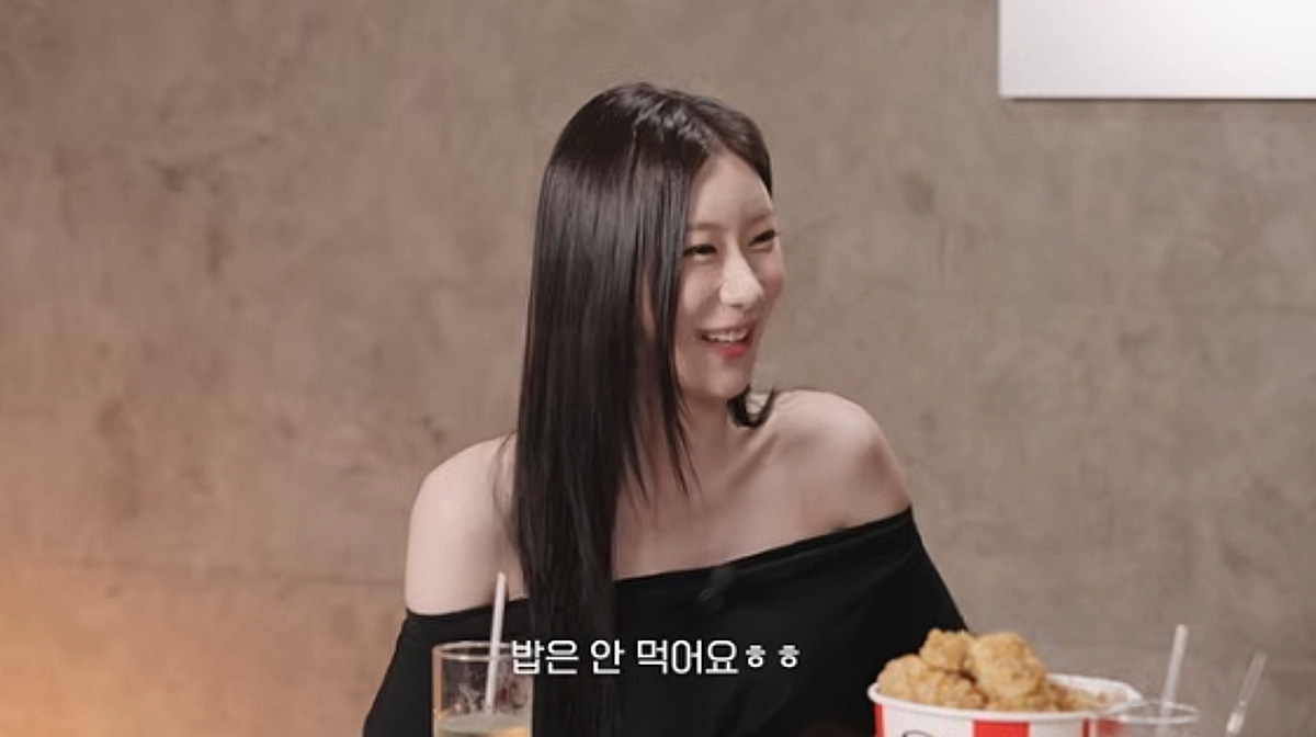 '소식좌' 채령, '극세사' 몸매 비결.."고기 먹을 때 밥 안 먹는다"[스타이슈]