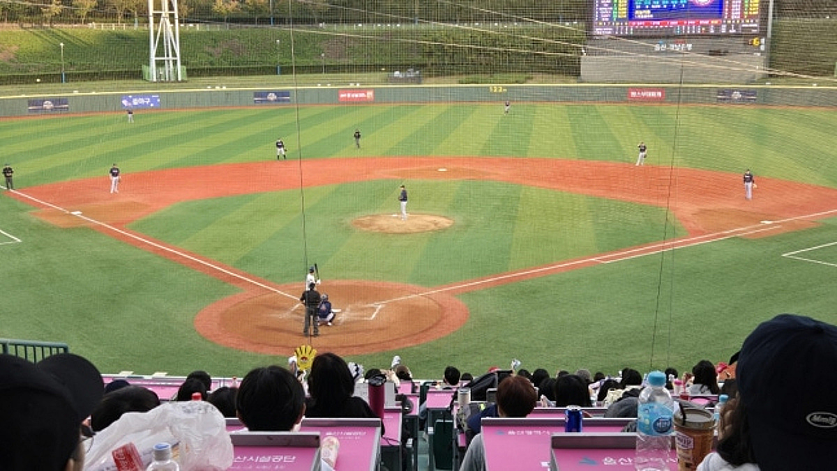 '국내 8팀-해외 4팀' 총 12팀 참가, 2026 울산-KBO Fall League 중계방송 제작 및 편성 운영사업자 선정 입찰 실시