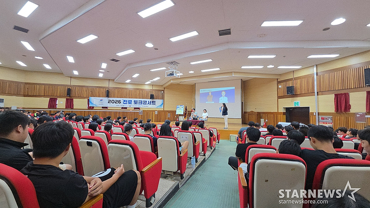 "운동 그만두면 뭐 먹고살죠?" 올림픽 영웅 만난 체고생들의 질문에 "저도 뭐 먹고살지 매일 고민하지만... 운동을 그만둬도 할 게 많습니다"