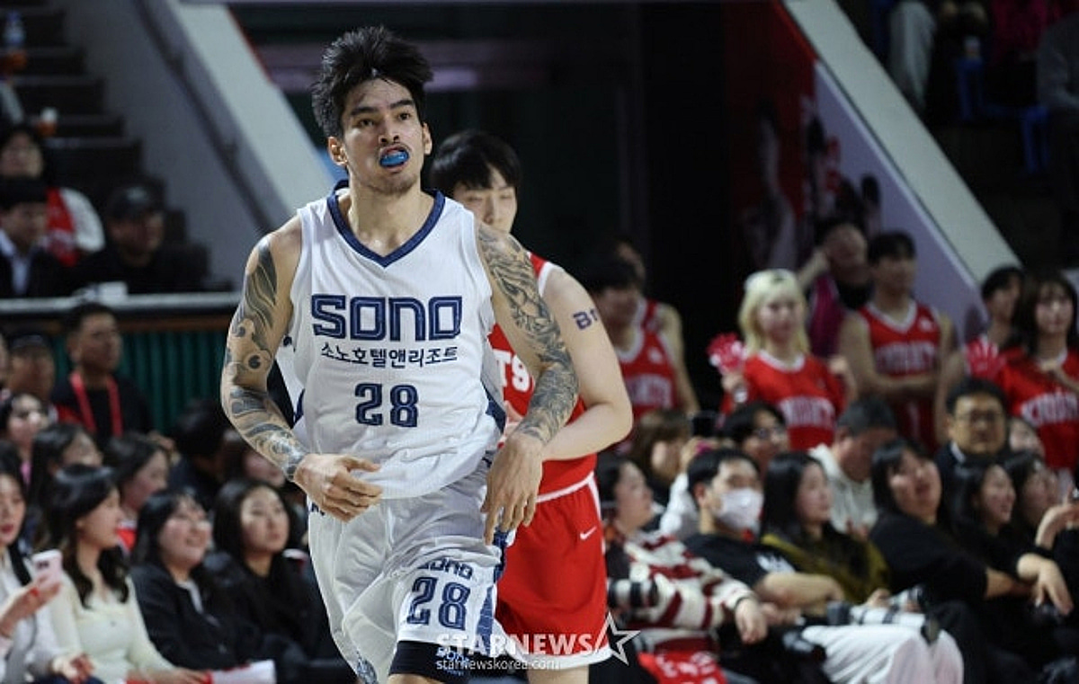 '나이트+켐바오 46점' 고양 소노, 서울 SK 꺾고 10연승 질주! 창단 첫 PO 보인다