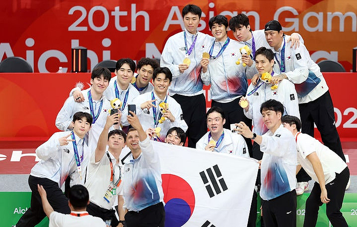 "남자농구, 대한민국 힘 제대로 보여줬다" 유승민 회장도 감동의 박수 [나고야 현장]
