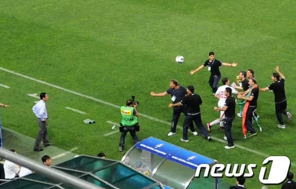 公式] 「韓国サッカーと拳ポテトの因縁」ケイロス、ワールドカップ58日前にガーナの指揮官に就任 | STARNEWS