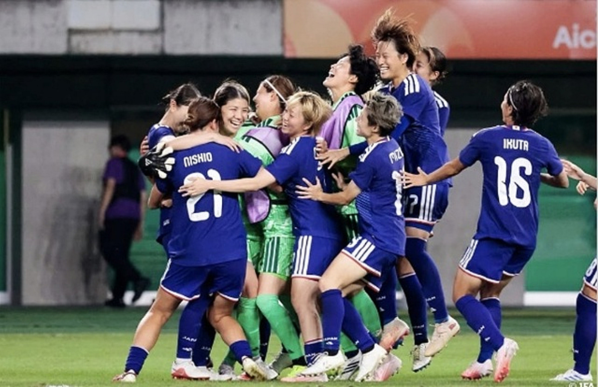 "아시아 최강 또 증명" 日 여자축구 사상 첫 3연패→통산 최다 4번째 金... GK까지 바꾼 北 승부차기서 격파 [아이치 나고야 AG]