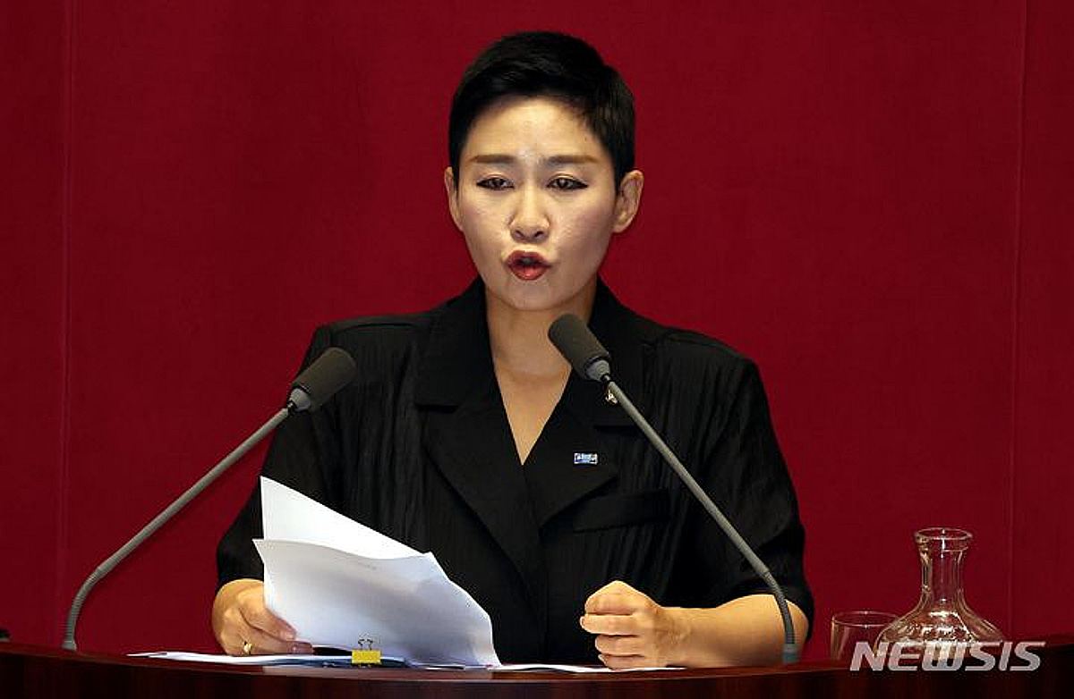 '혈세로 칸쿤 가고, 비즈니스석 타고...' K리그 시도민구단 대표 9명 피고발... "유소년 예산 부족하다면서 왜?"