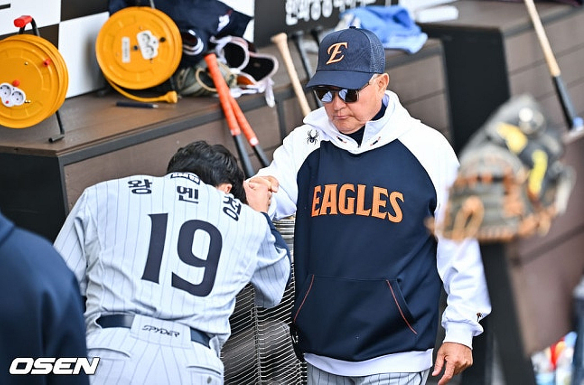'김경문·손혁 동반 퇴진'에 대만 언론도 촉각 "왕옌청 소속팀 한화에 큰 변화가 일어났다!"