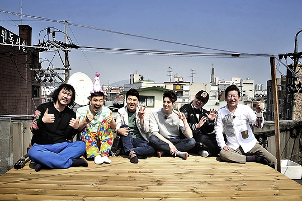 육중완, '나혼산' 옥탑방 건물 8억→40억 됐다.."대출 무서워 포기"[데프콘TV]