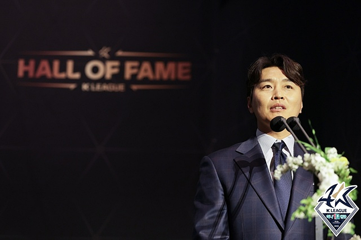 "몇 차례 거절에도" 포옛 감독, 이동국 디렉터에 대표팀 코치 '러브콜'... 임시 사령탑 되면 합류 전망