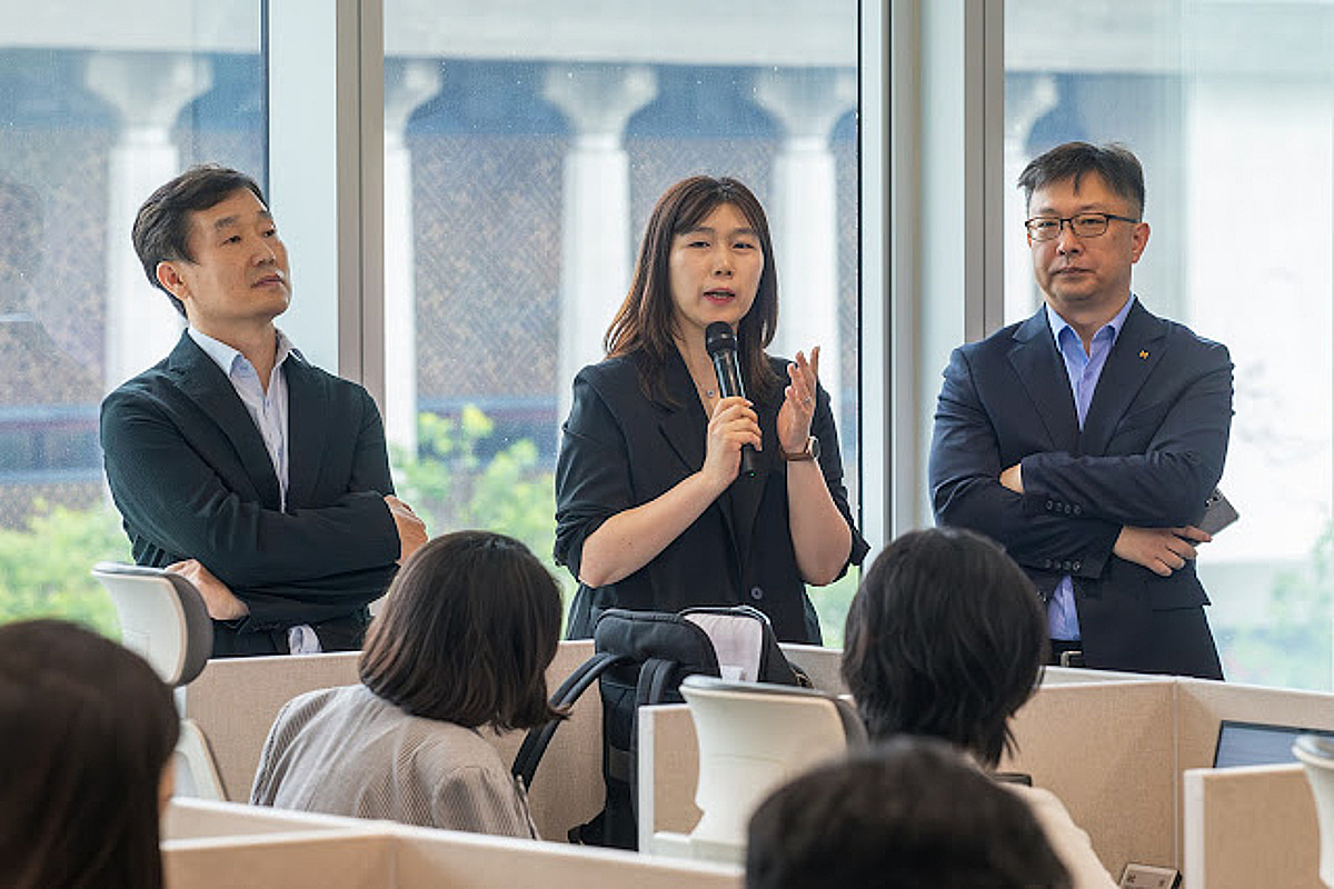 KT, '에이전트 AI' 청사진 공개..."AI가 대신 회의 잡고 업무 처리"