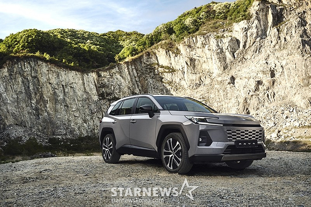 토요타 RAV4 美서 판매량 폭발적 증가... 하이브리드 위주로 생산 라인 재정비