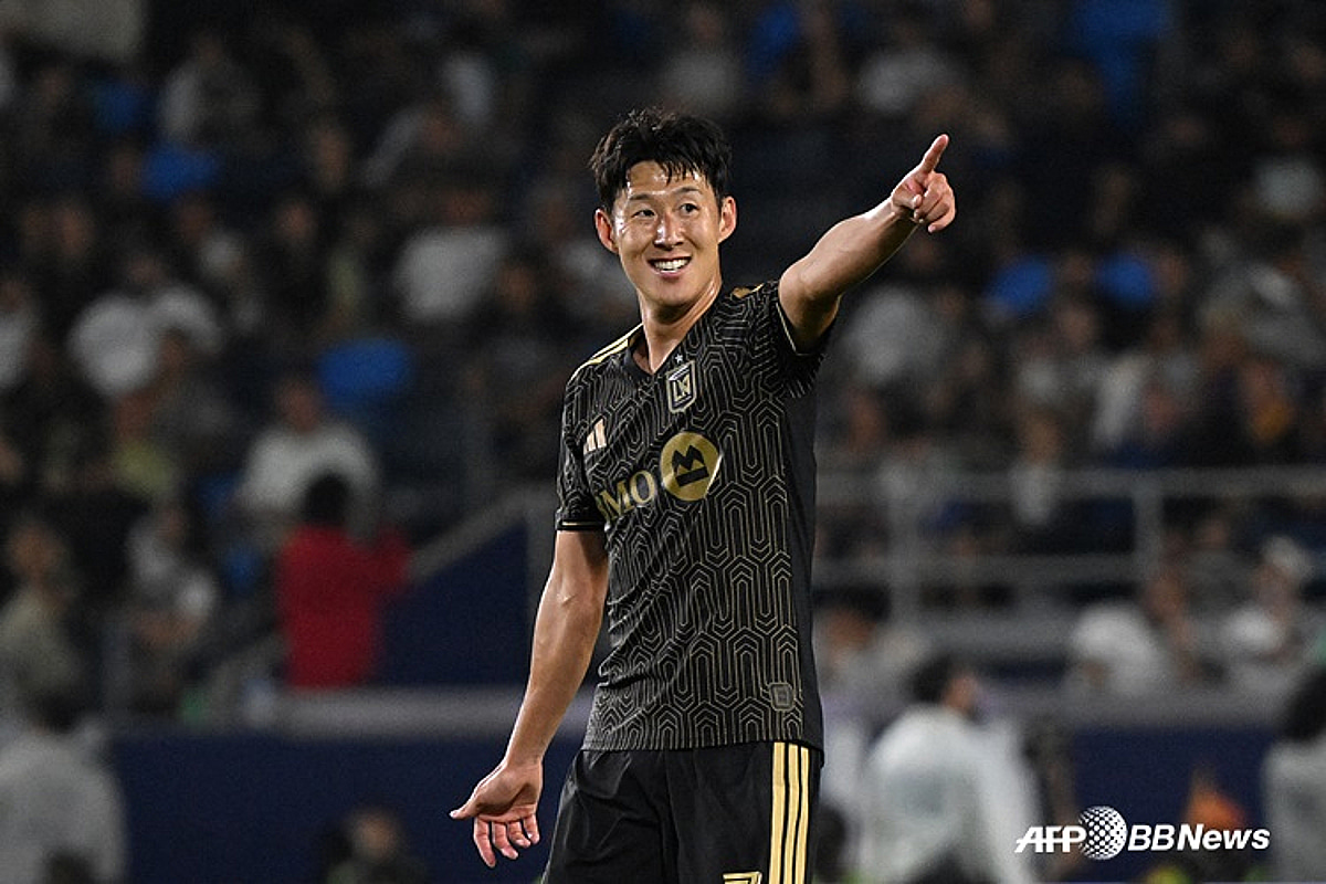 드디어 첫 골 터졌다! 손흥민, '환상 대각선 슈팅' 쾅! 237일 만에 활짝 웃음... LAFC, 엘 트라피코전 3-0 완승