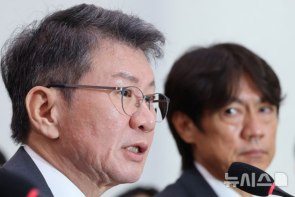 "벤투 감독 비난 많이 받았다, 4년 계약 고집에 재계약 무산" 정몽규 회장 해명