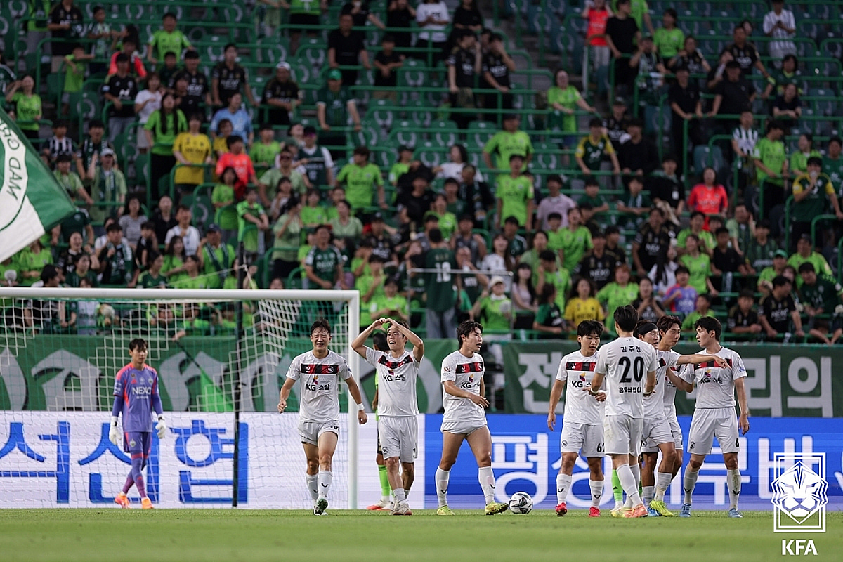 '정정용호' 전북현대 굴욕, '3부팀' 당진에 승부차기 끝 패배... 코리아컵 16강 충격 탈락