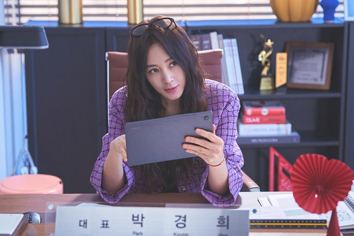 "김혜수, 남편 '불륜'에도 펑펑 울지 않는다고"..'지금 불륜' 작가 밝힌 비화 [인터뷰]