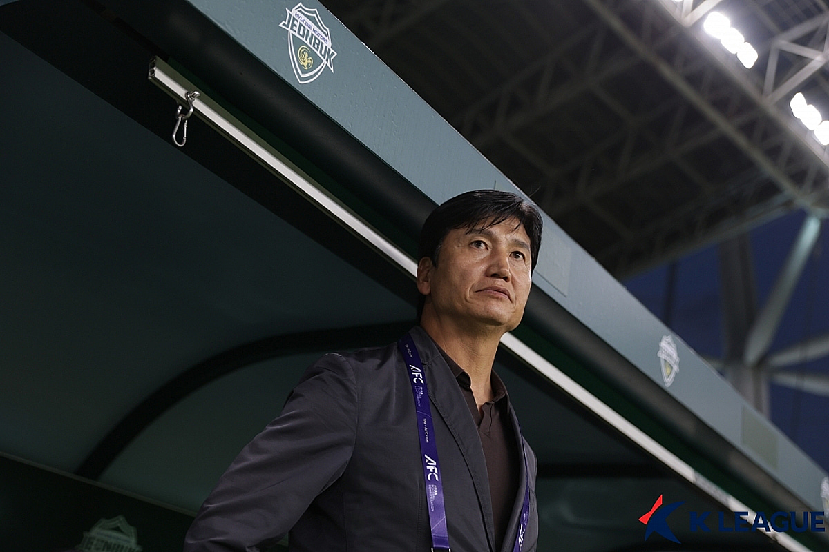 '교체카드+전술 변화 적중' 日 가시와 격파, 정정용 전북 감독 "예상 맞아떨어졌다... 선수단에 감사" [전주 현장]