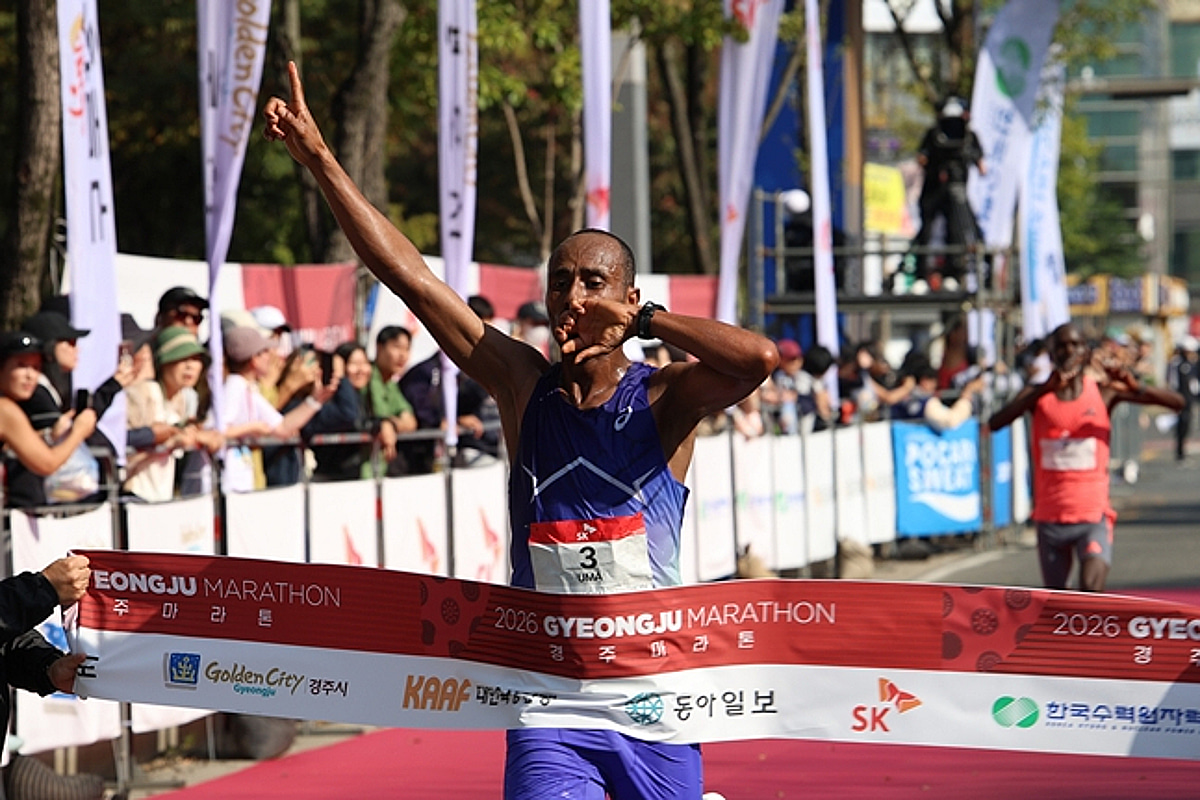 42.195km 달리고 '불과 3초 차' 대접전, 경주국제마라톤 혈투 벌어졌다! 김홍민·김가이 국내부 정상