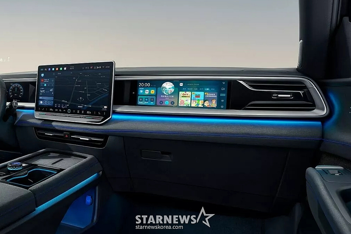 폭스바겐 아틀라스, 조수석 디스플레이 반영한 티저 이미지 공개