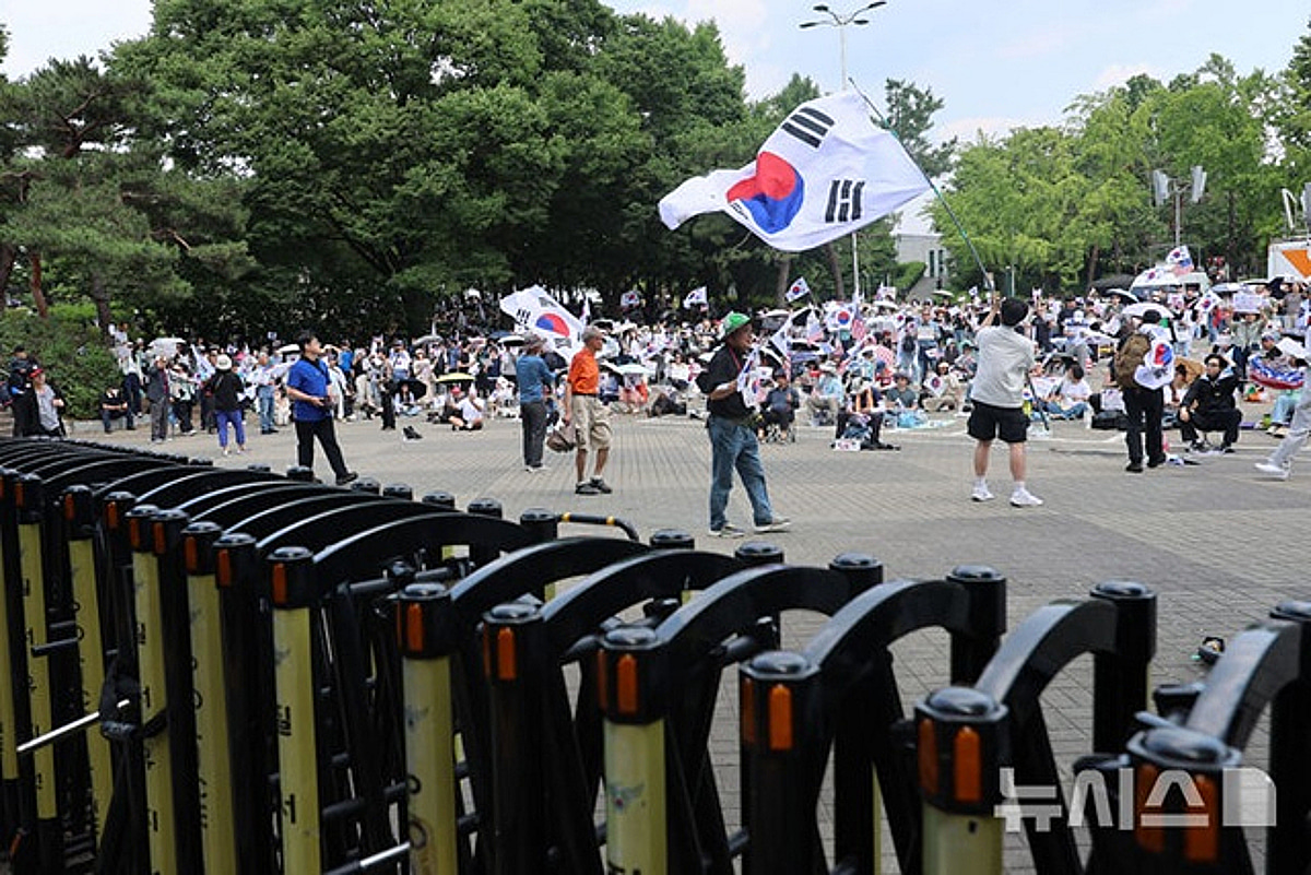 'AG 준비·입시 업무 모두 멈췄다' 체육행정 50일째 마비→대한체육회 "선관위 상대 국가배상청구 추진"