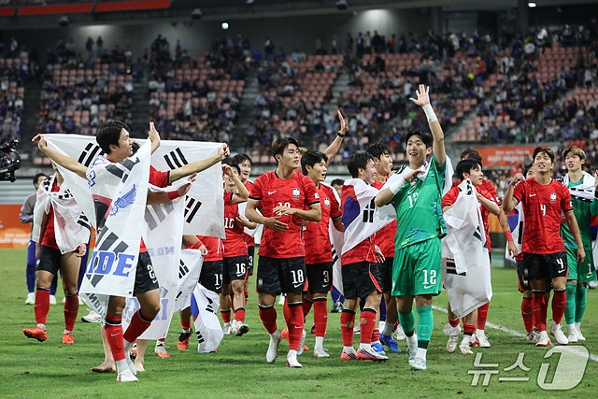 日도 쓴소리 "한국 선수들 지나치게 솔직했다"... '병역특례' 발언 주목 "결국 유승민 회장까지 나섰다"
