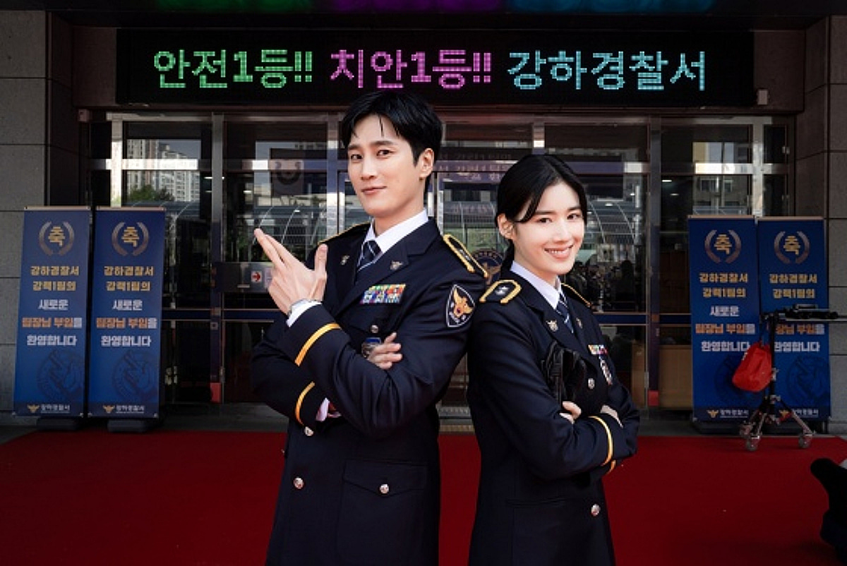 '재벌X형사2' 작가 "안보현은 진이수 그 자체, 정은채는 독특한 매력"