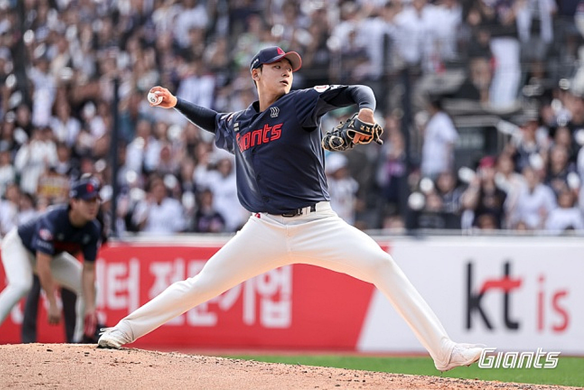 ERA 18.00 롯데 2년차 '3이닝 무실점' 호투, 외인 부상→영봉패에도 김태형 감독 웃게 했다 "좋은 걸 가졌다" [수원 현장]