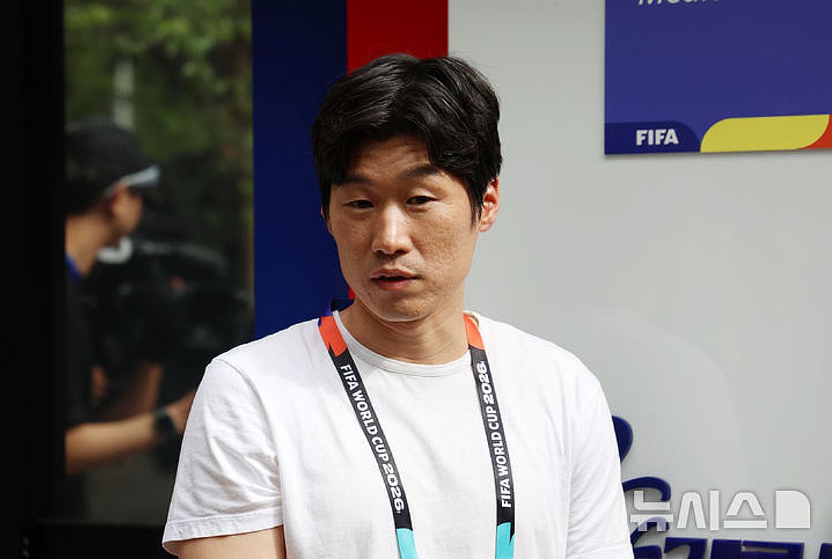 '지금 韓日전 하면요?' 박지성 "지금은 日이 앞선 게 맞다, 韓은 오르락내리락" 영원한 캡틴의 뼈아픈 진단