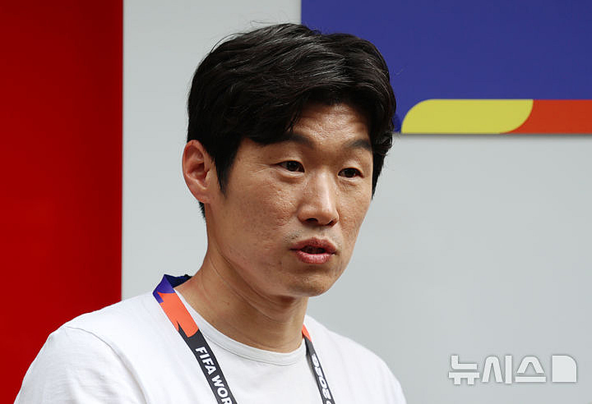 박지성 '일침' 바라본 日 팬들, 함께 탄식했다... "韓, 예전 일본대표팀 보는 것 같아", "다음 월드컵도 위험"