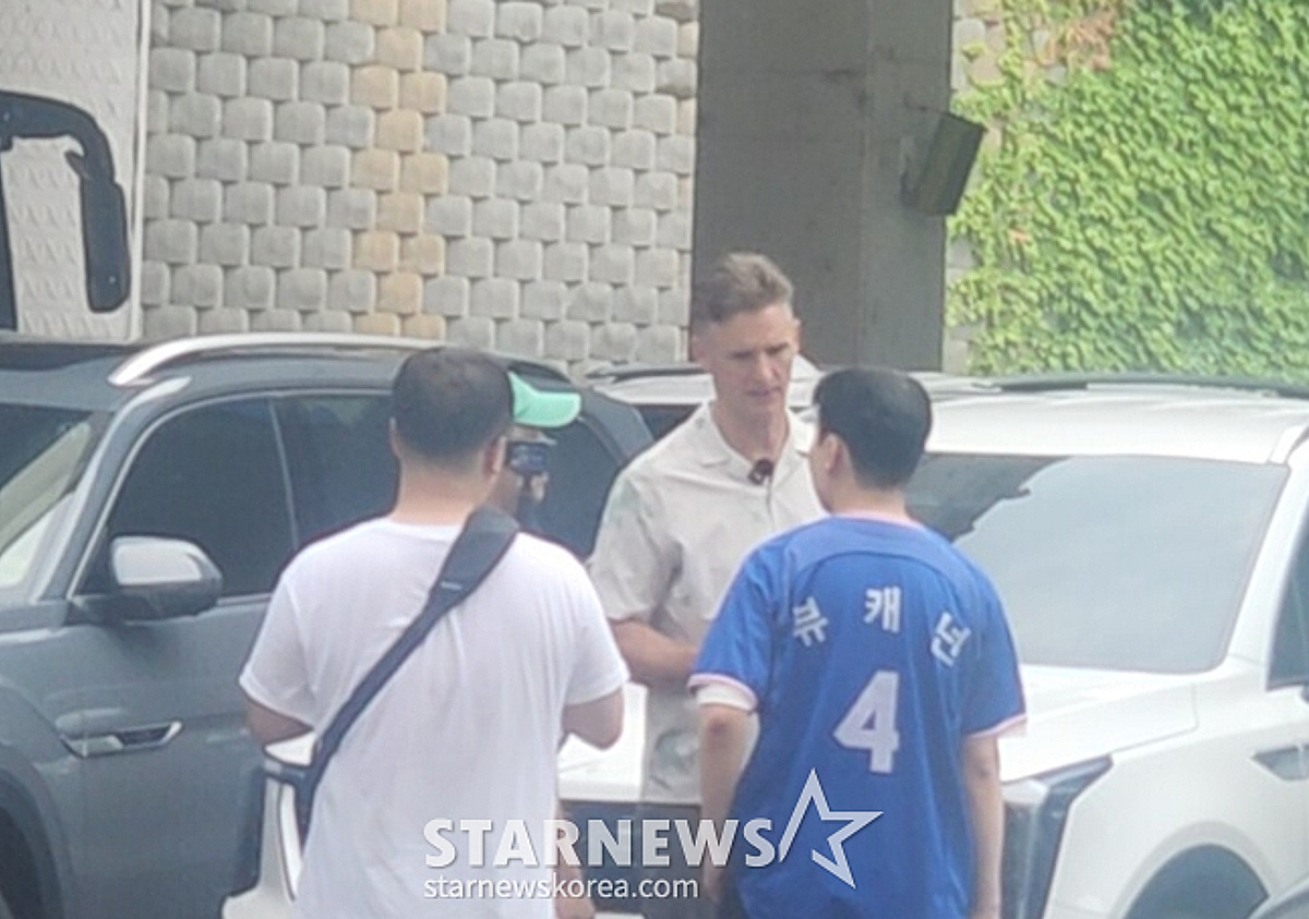'前 삼성' 뷰캐넌, 라팍 전격 방문! 대만 올스타 휴식기 맞아 친정팀 찾았다 "개인 자격으로 롯데전 관람 예정" [대구 현장]